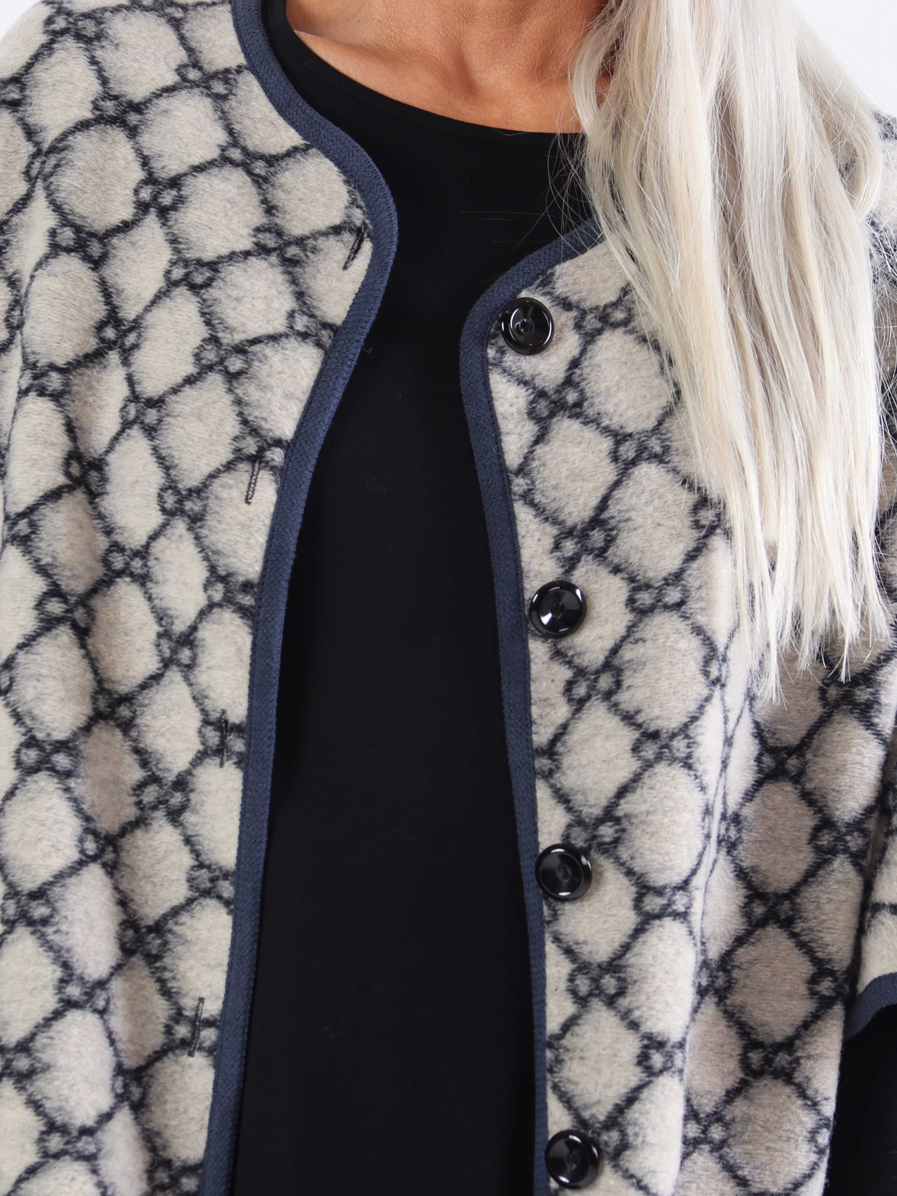 Arianna - Mønstret plus size frakke